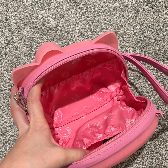 Hello Kitty Pink Crossbody Bag - Loungefly - Picture 5 of 5